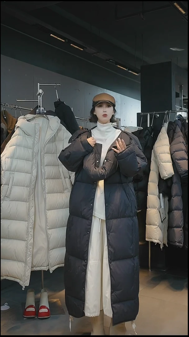 黑色羽绒外套黑色羽绒外套