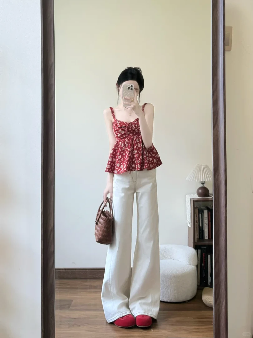 2025秋季新款甜美风穿搭防晒开衫碎花背心搭配高腰休闲裤三件套女