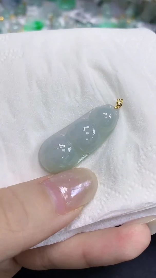 翡翠18K金镶嵌颈饰天然缅甸翡翠A货