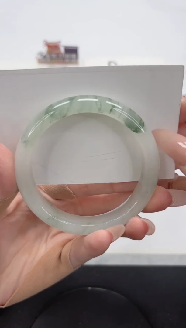 【闪购商品】石英质玉手镯未镶嵌A249-58..5