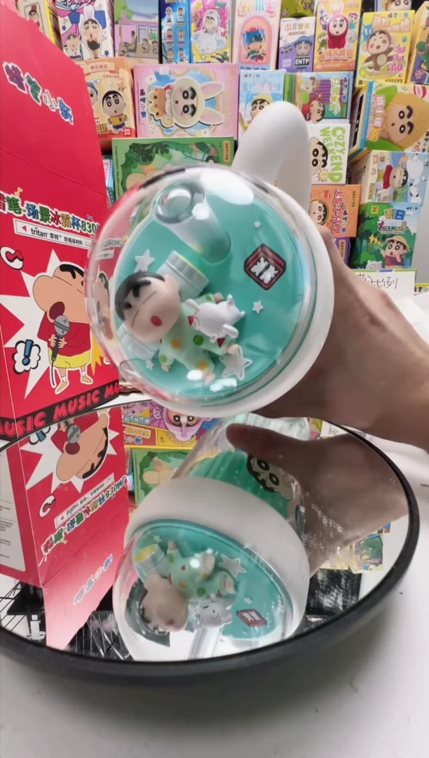 蜡笔小新冰霸杯蜡笔小新