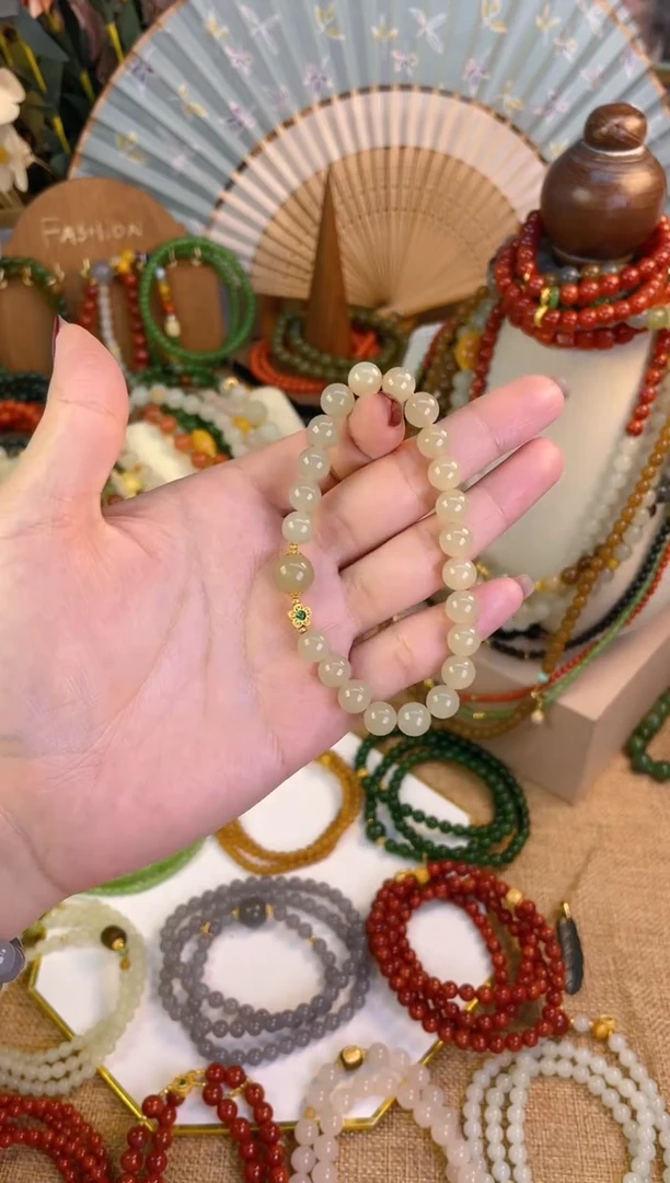 【闪购商品】和田玉手串18K金镶嵌蜂蜜水