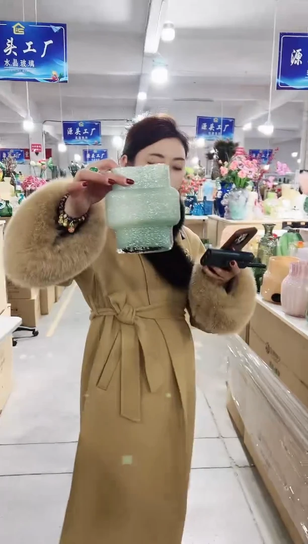 【闪购商品】玻璃私花贸易祁琪-微瑕--51UYY