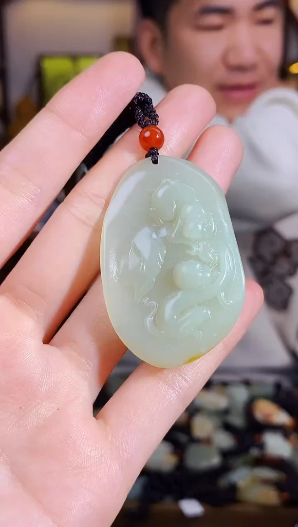 【闪购商品】和田玉颈饰未镶嵌1