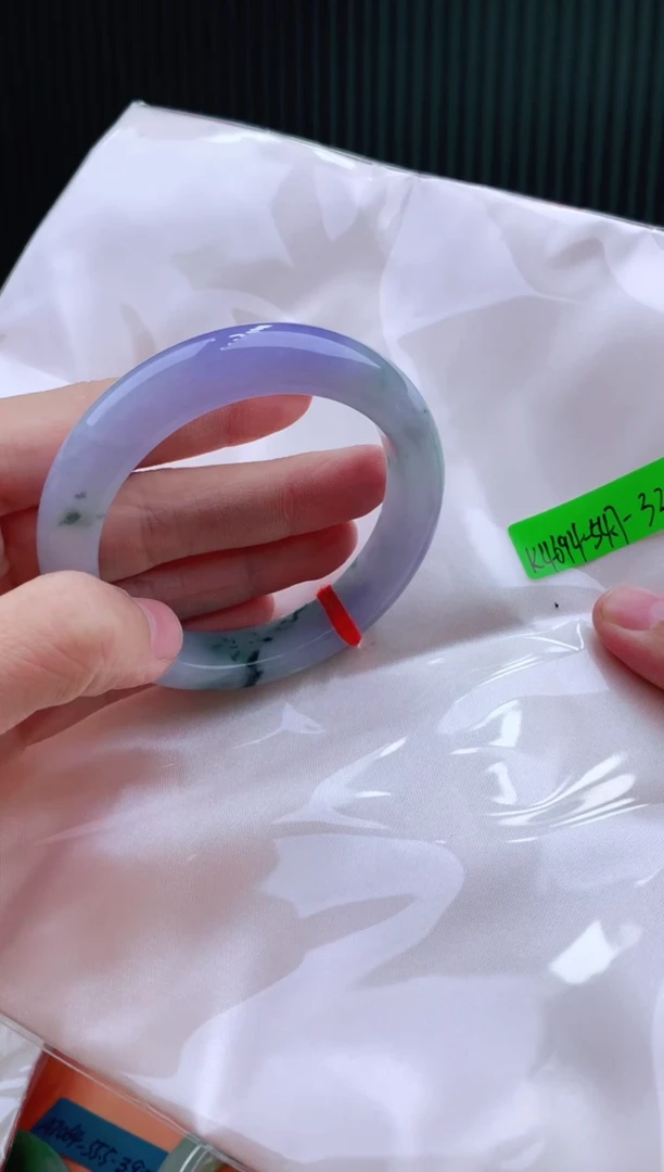 未镶嵌手镯翡翠54+