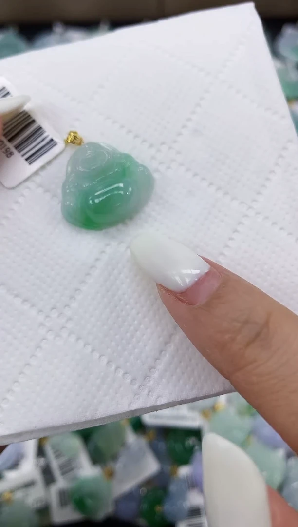 颈饰18K金镶嵌翡翠11111111111