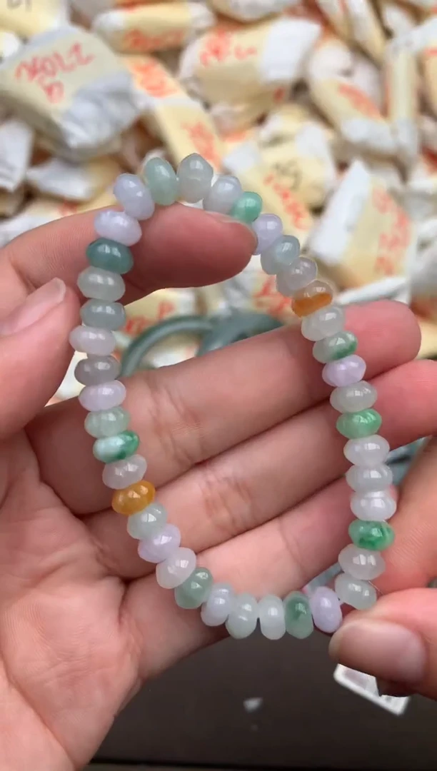 翡翠挂件未镶嵌—