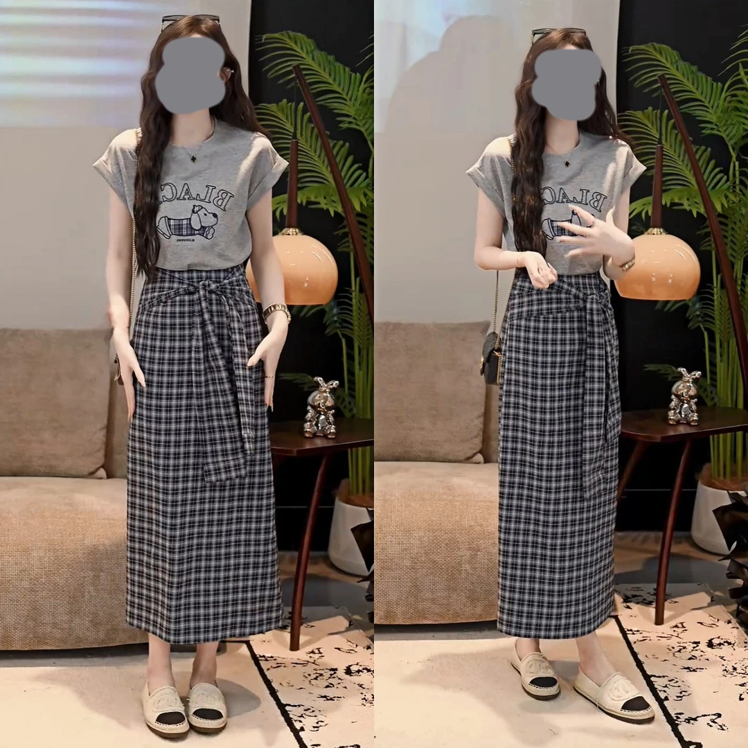 【梨涡藏梦】夏季时尚休闲套装女卡通小狗字母T恤+格子半身裙两件套