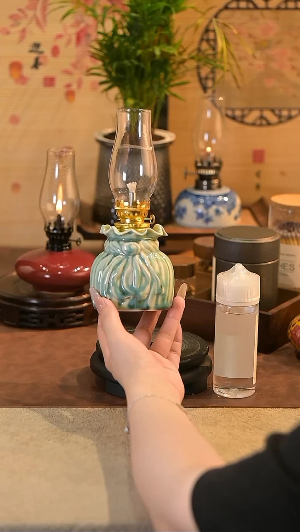景德镇陶瓷油灯摆件