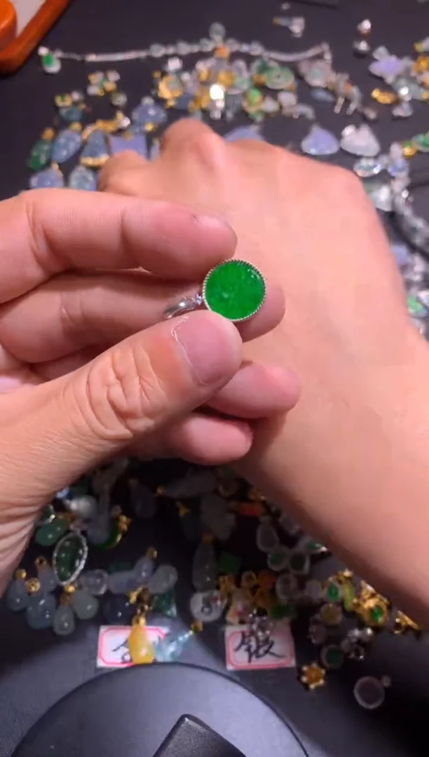 【闪购商品】翡翠吊坠(不含链)银S925镶嵌1