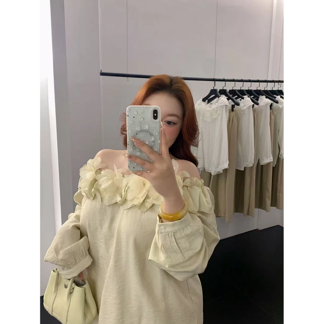 慧芝huizhi 22282花花一字领 定制款 立体手工花宽松阔版度假上衣