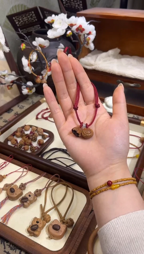 手串桃核【桃缘行】红绳「福气莲莲」桃木桃核辟、挡、驱、护 红绳可调节