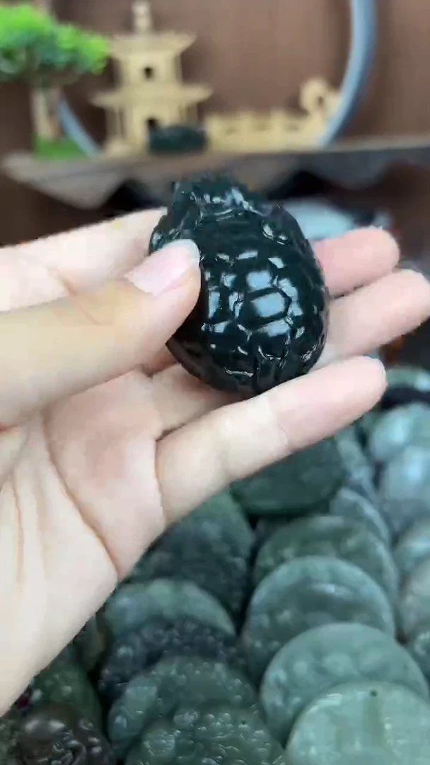 和田玉未镶嵌颈饰1