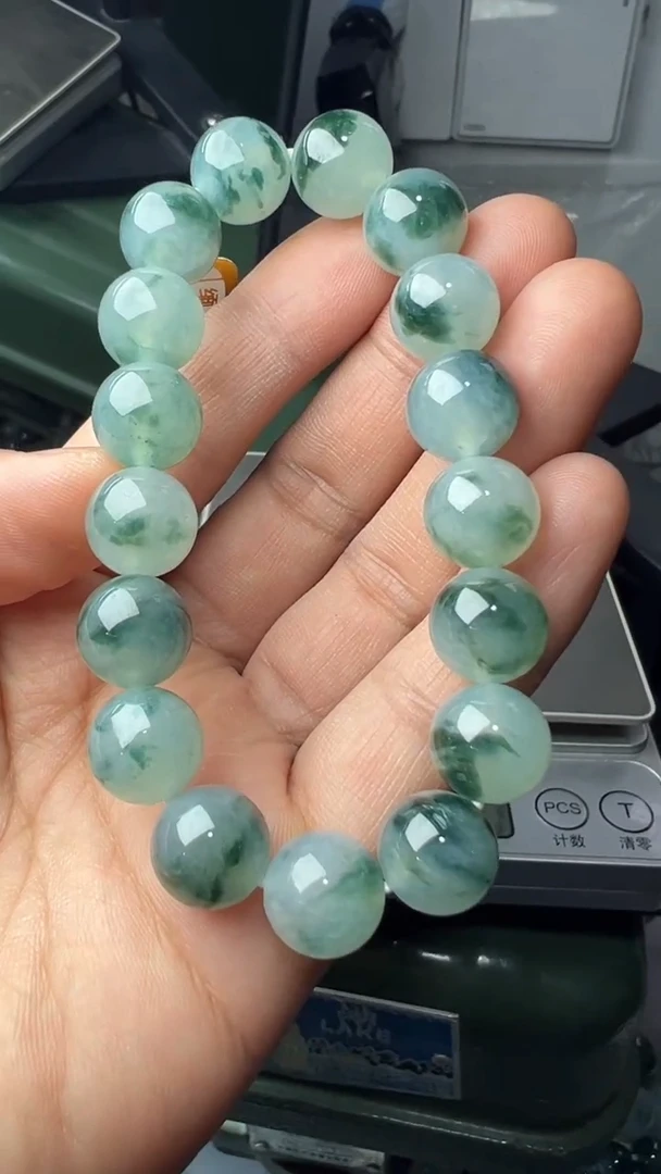 未镶嵌手串翡翠缅甸翡翠A货卡12左右