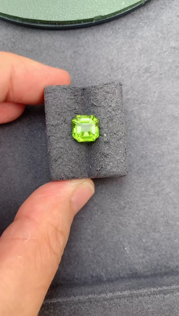 裸石未镶嵌橄榄石2.9ct橄榄石  BE