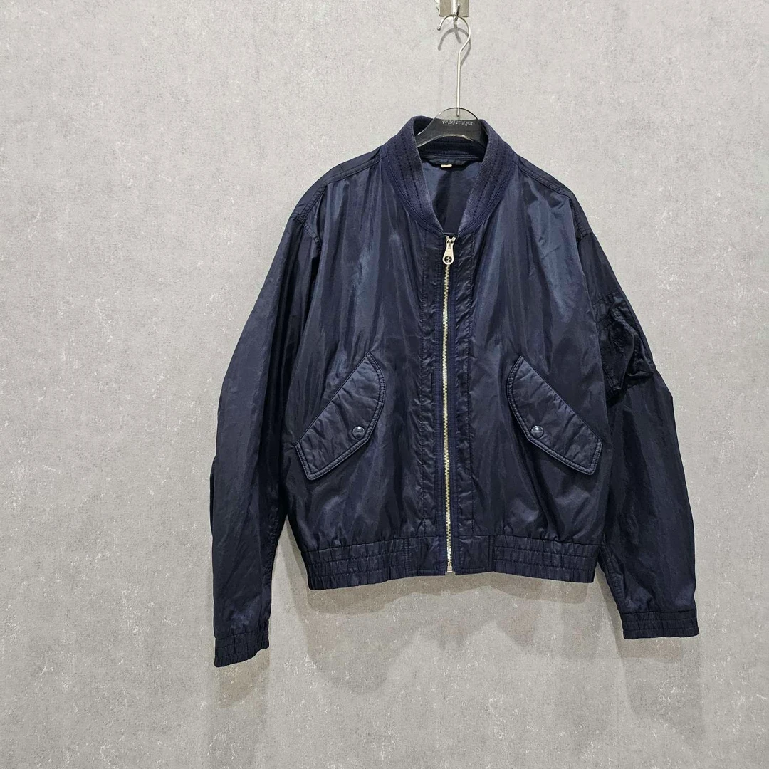 99新 BURBERRY/博柏利 纯色拉链休闲夹克外套46码/SL003874