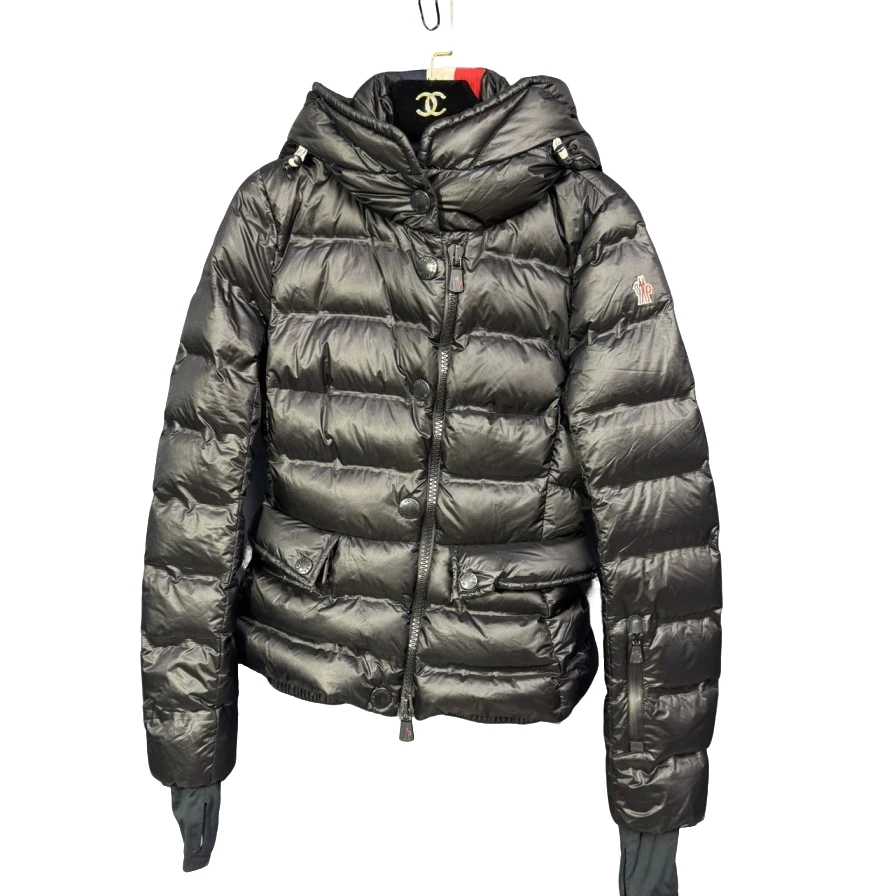 99新 MONCLER 海囤 蒙口羽绒服0码/uu33087