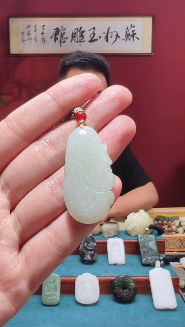 和田玉未镶嵌吊坠(不含链)1