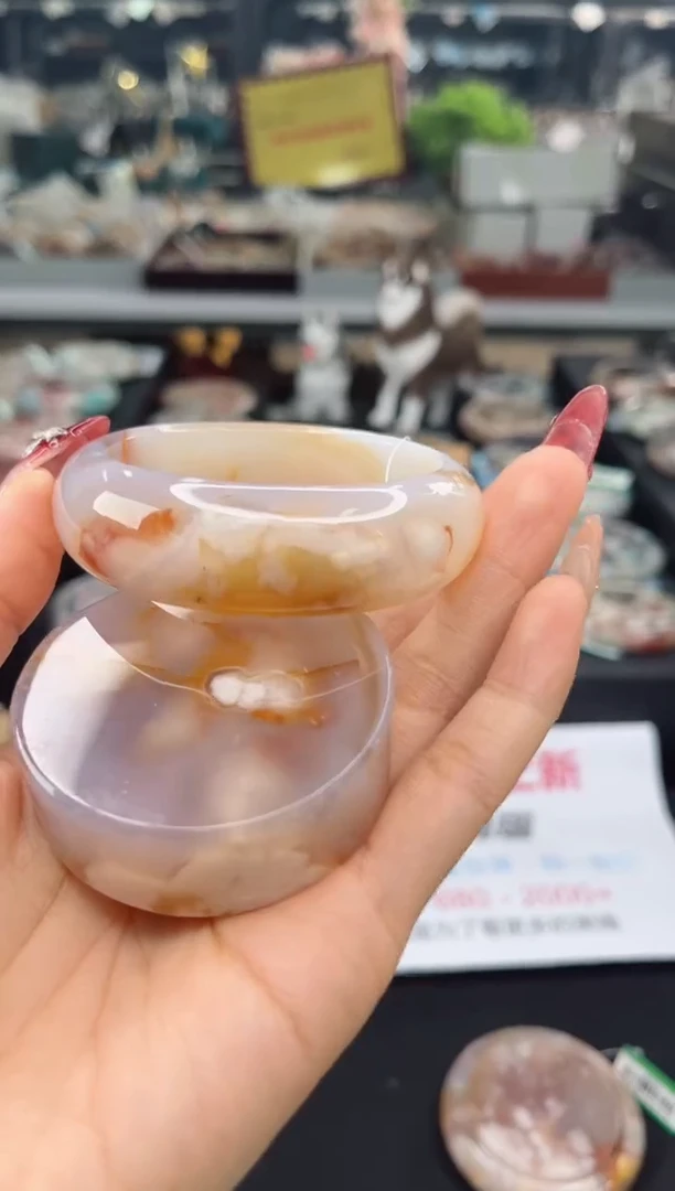 【闪购商品】石英质玉手镯未镶嵌56圈口（赠品镯心）1790466