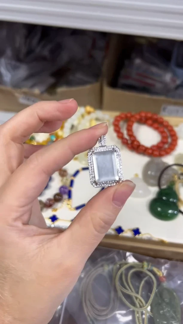 项链未镶嵌石英质玉孤品水沫方牌镶嵌款吊坠[85]