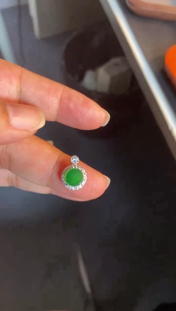 吊坠(不含链)银S925镶嵌翡翠1