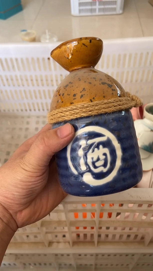 杯无运费险有瑕疵的摄影的产品有使用过的痕迹有点脏介意勿拍
