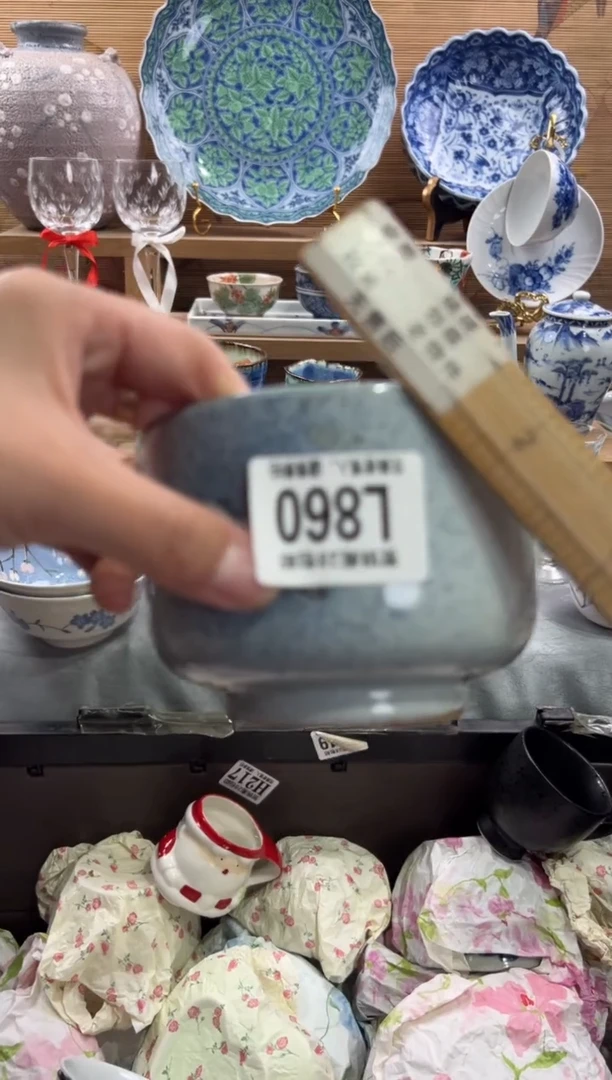 瓷片海***?     L860