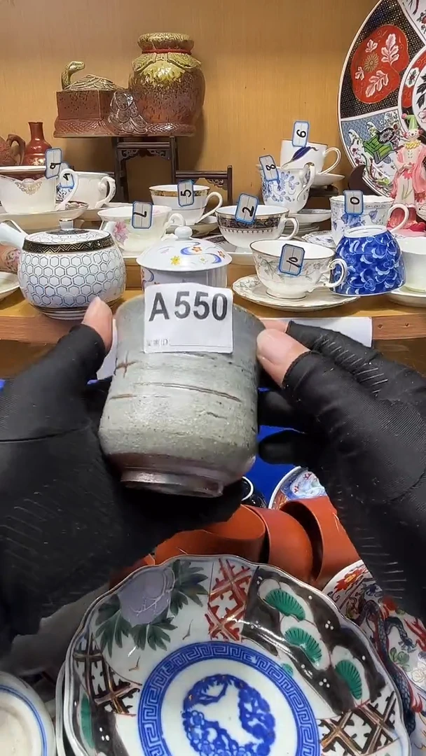 秦*娃中古货品默认微瑕