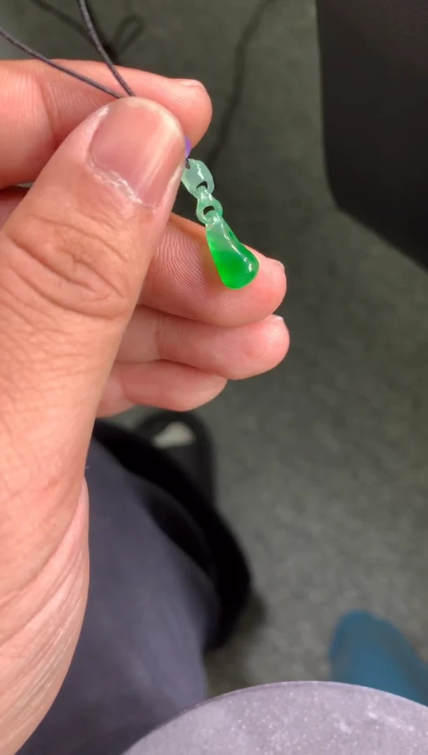 未镶嵌挂件翡翠瓜