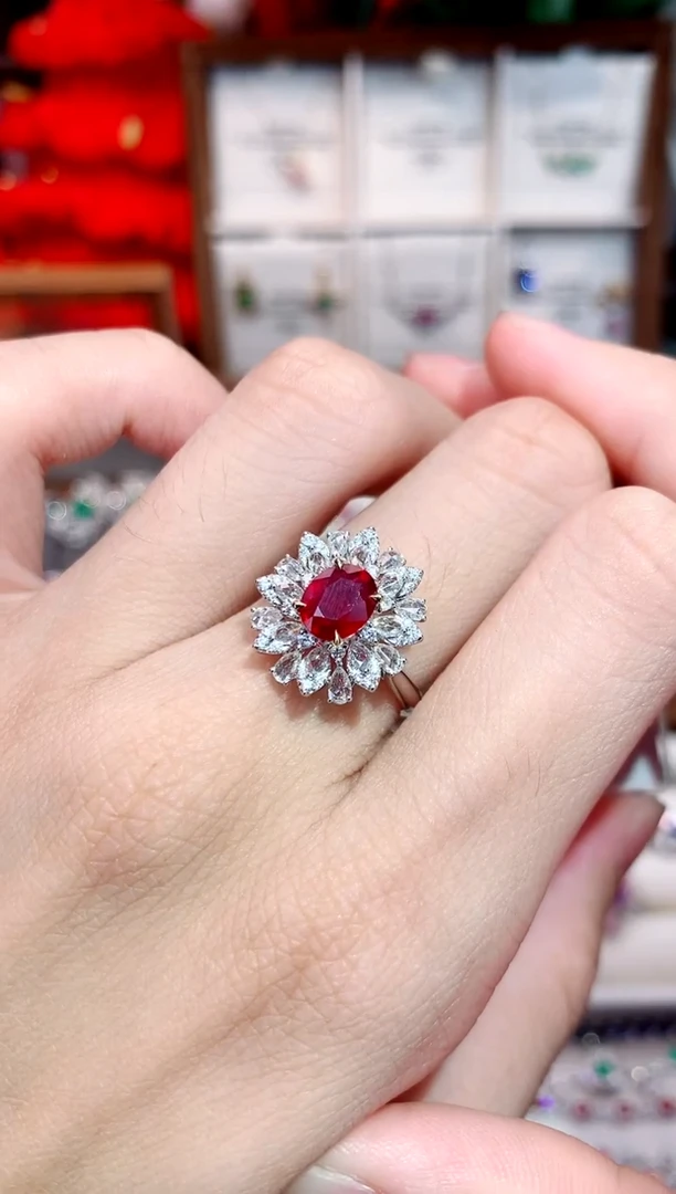 18K金镶嵌戒指红宝石1.13ct/天然宝石/七天无理由