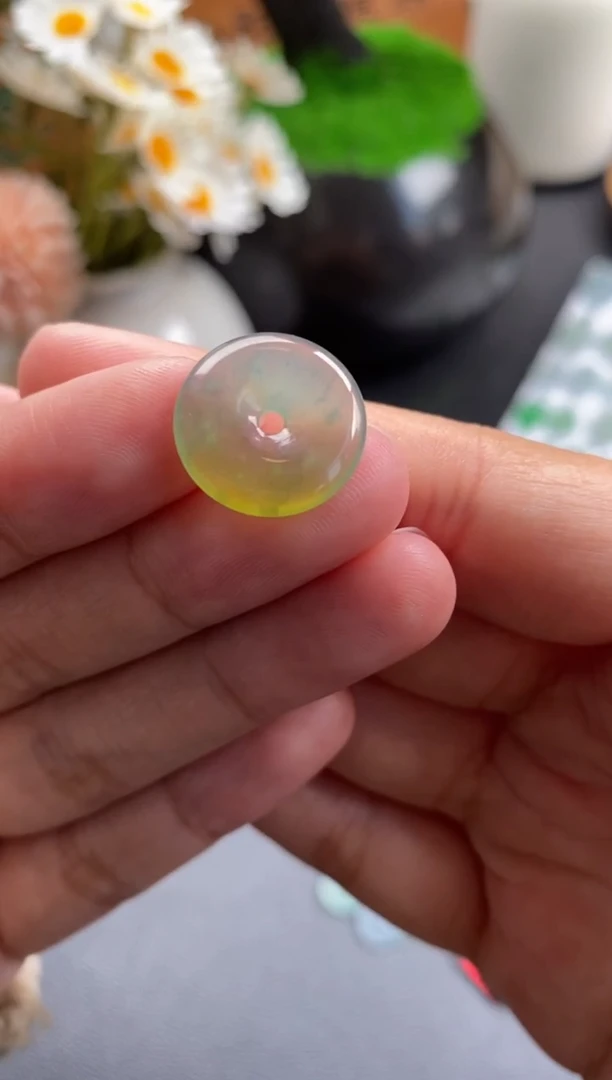 散珠翡翠冰种平安扣