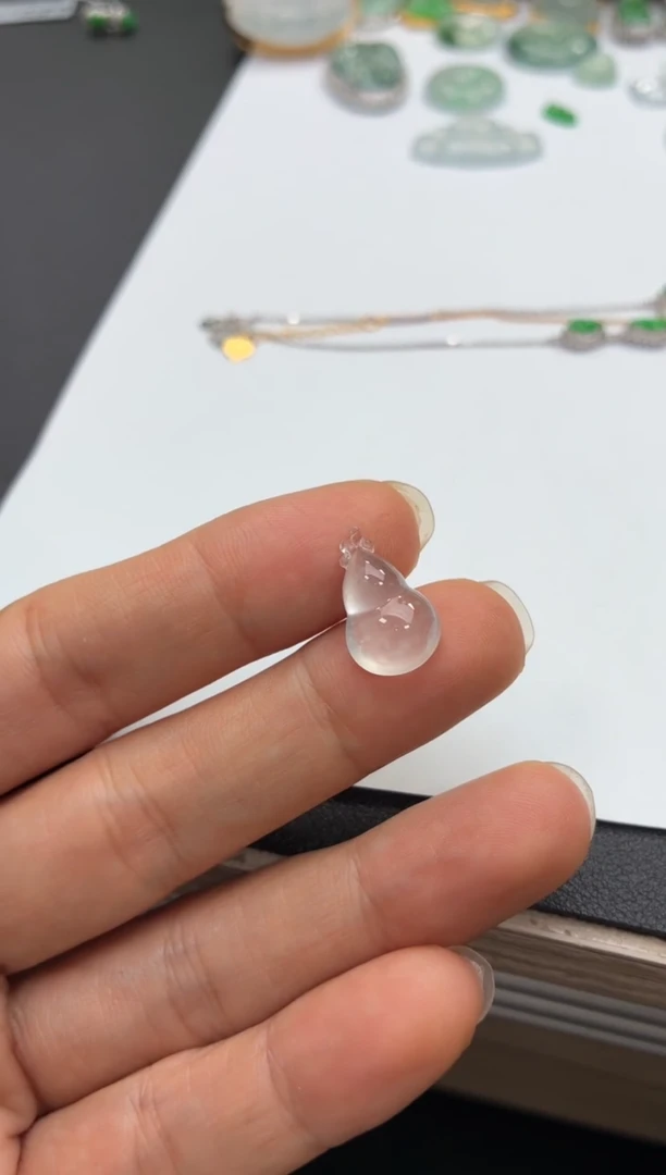 颈饰未镶嵌翡翠天然翡翠A货