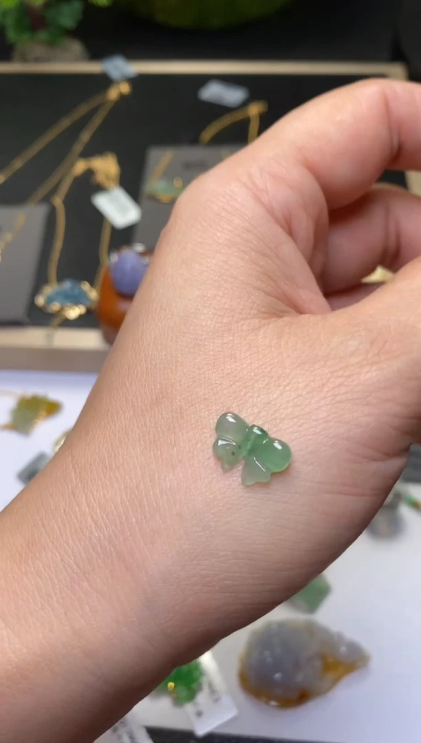 颈饰未镶嵌翡翠净货34264