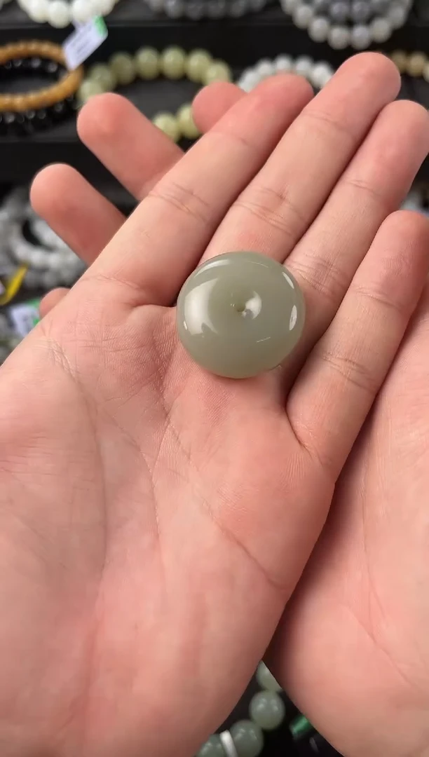 【闪购商品】和田玉平安扣未镶嵌且末青白平安扣微色差