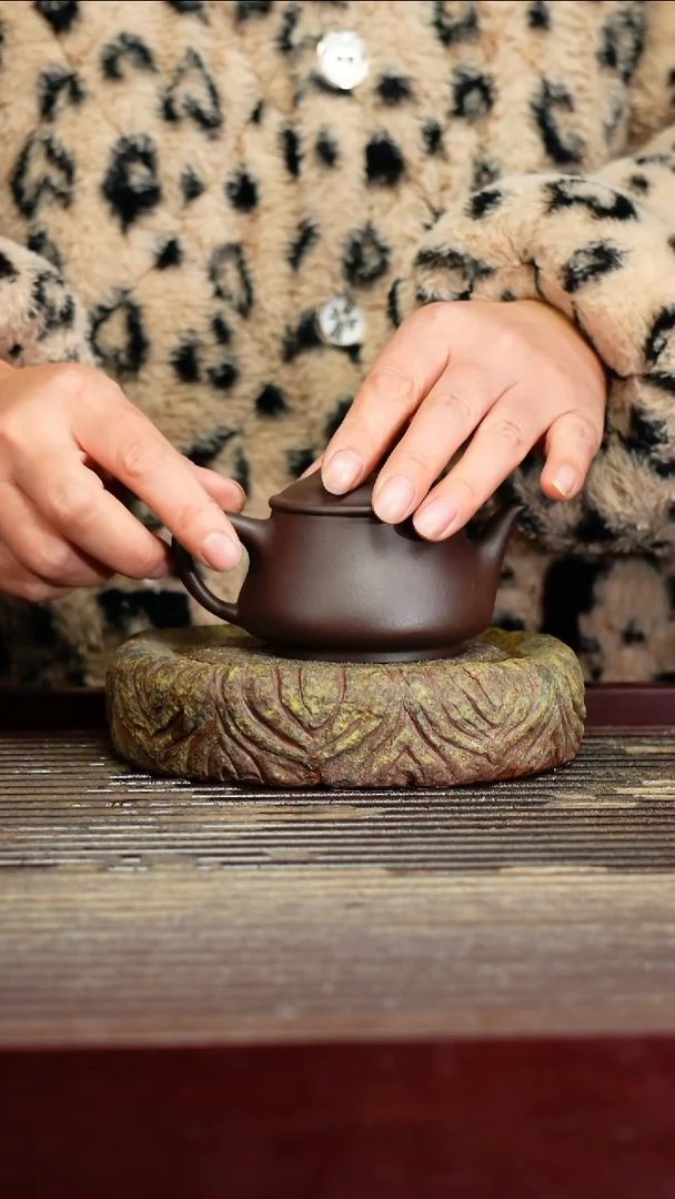 宜兴原矿紫砂壶茶壶宜兴原矿紫砂壶茶壶120C