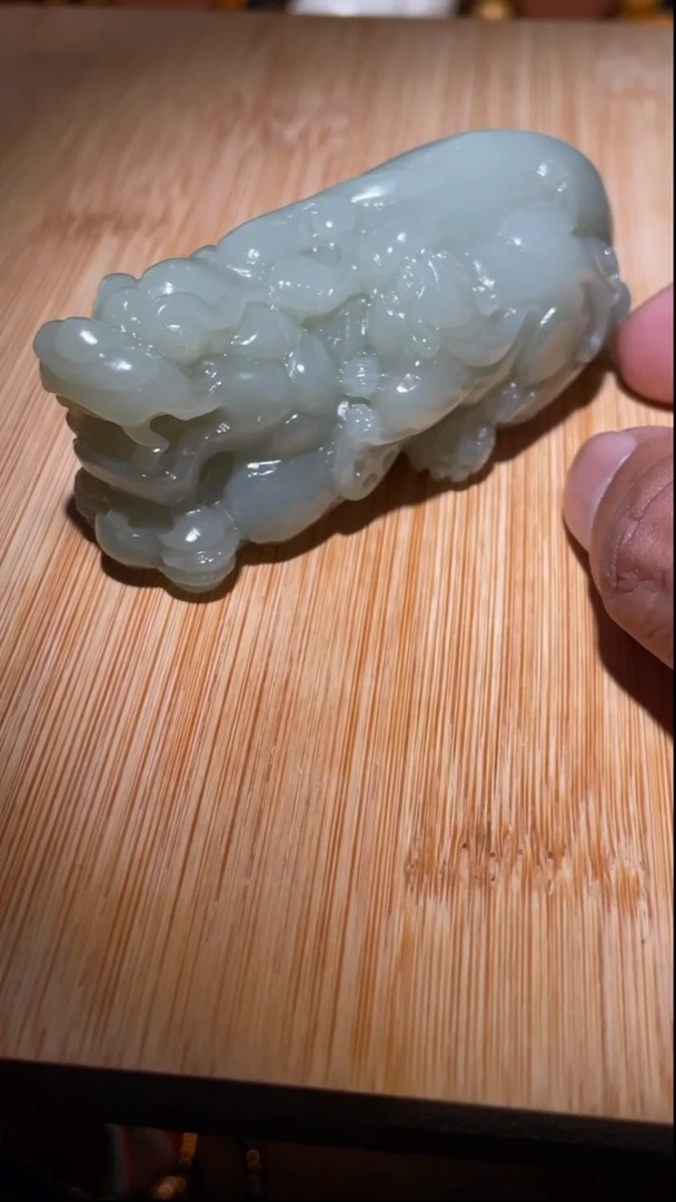 未镶嵌和田玉把件LJJ   貔貅