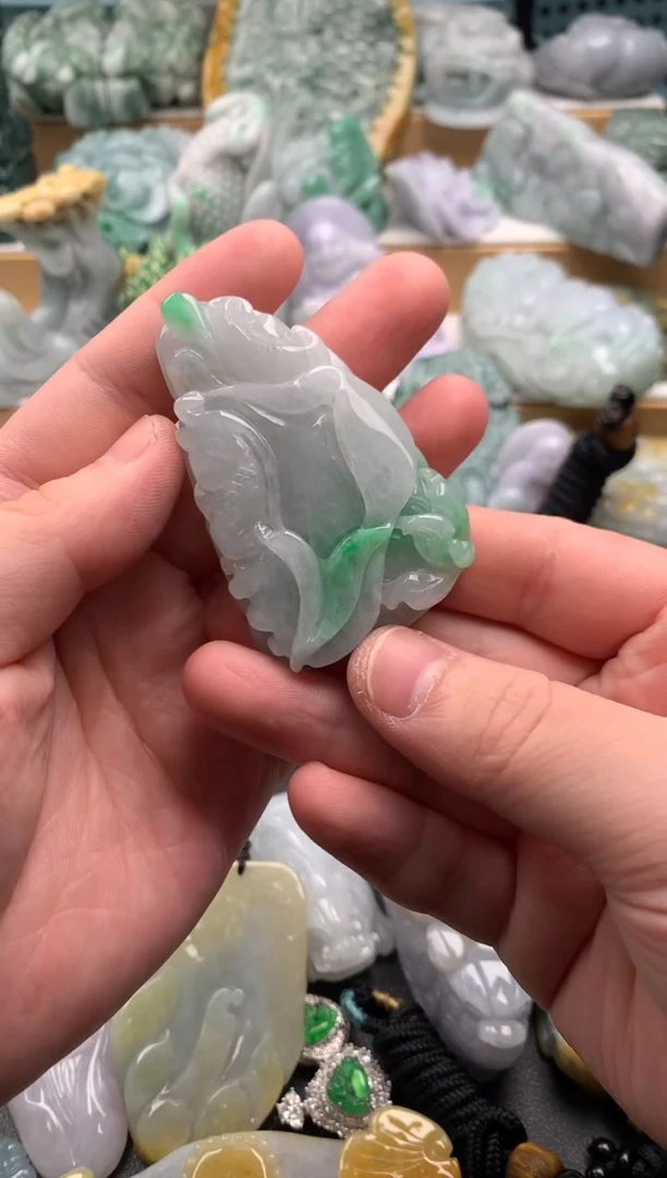 吊坠(不含链)未镶嵌翡翠1