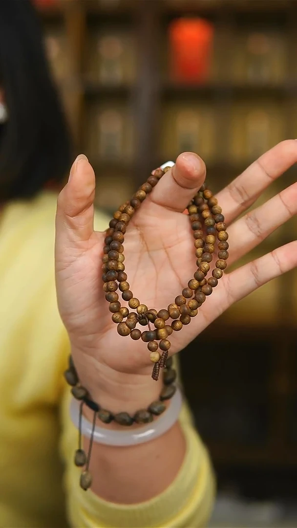 沉香手串0.6圆珠多圈海南莺歌绿棋花果香文玩1件多样性发一10g