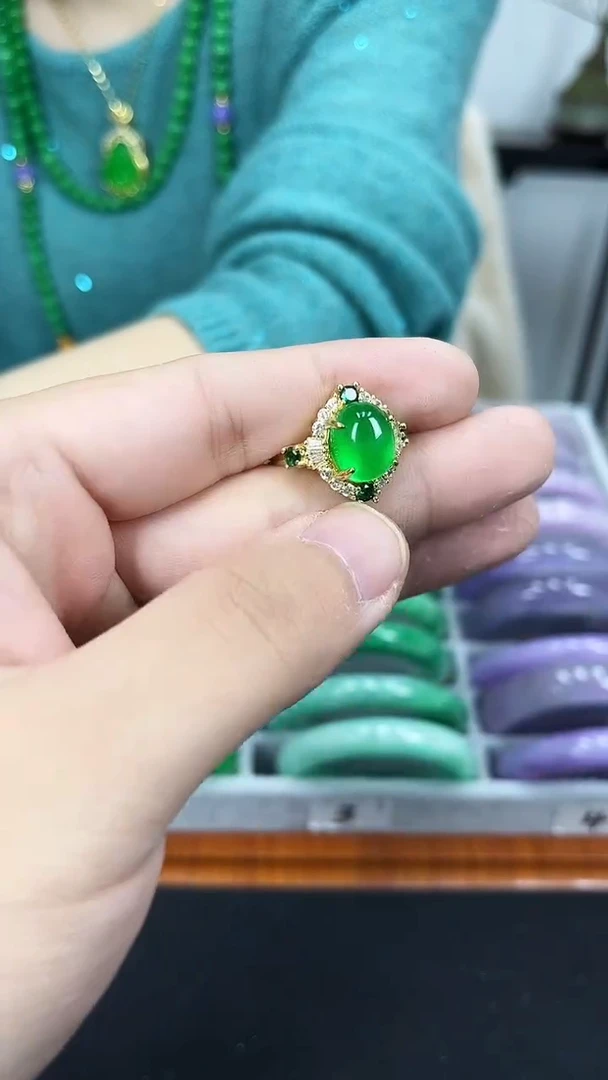 【闪购商品】翡翠戒指未镶嵌s2 蜡阳绿蛋面戒指