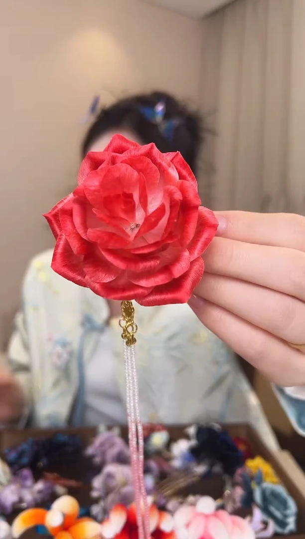 刺绣红富士颜色玫瑰边夹
