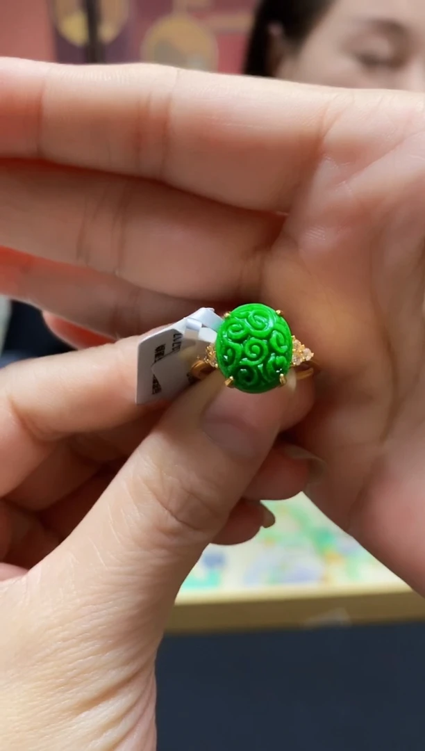 颈饰未镶嵌翡翠翡翠戒指-12