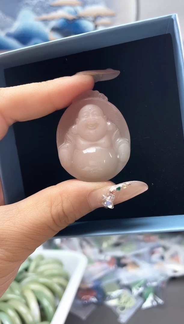 未镶嵌22密玉（石英质玉）粉佛