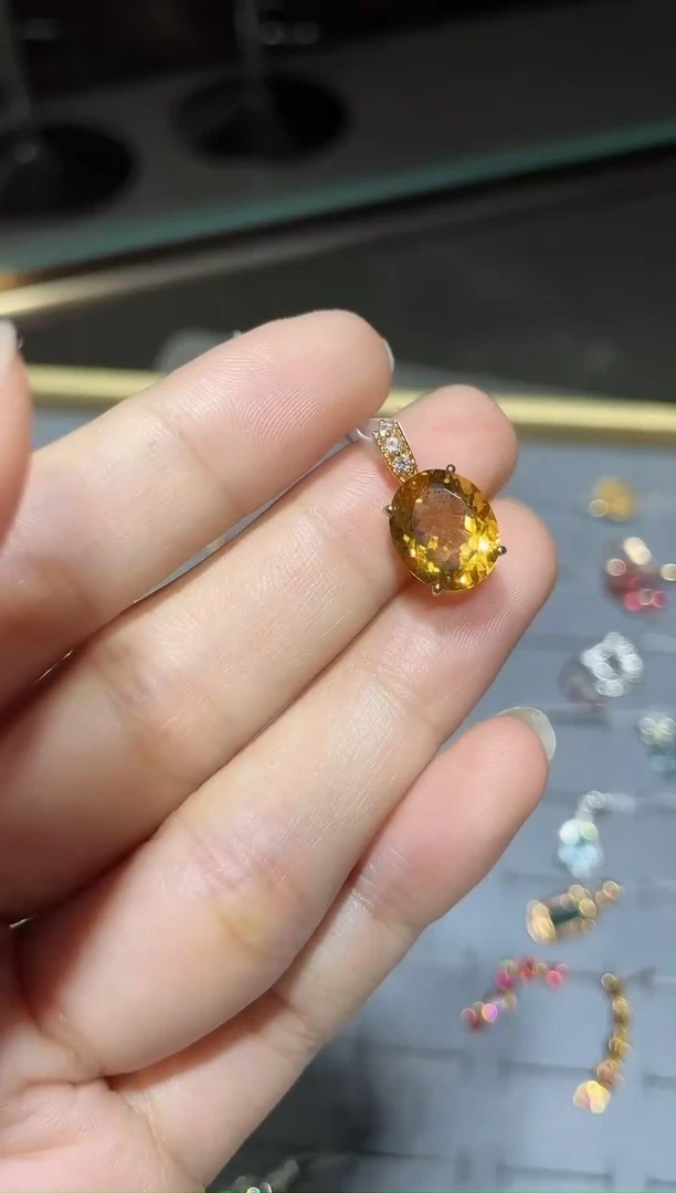 吊坠(不含链)18K金镶嵌黄晶1
