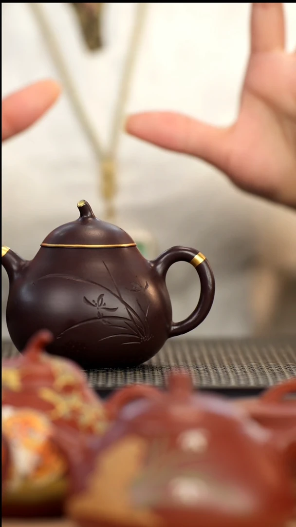 茶壶紫砂超精工半手描金小茄瓜壶