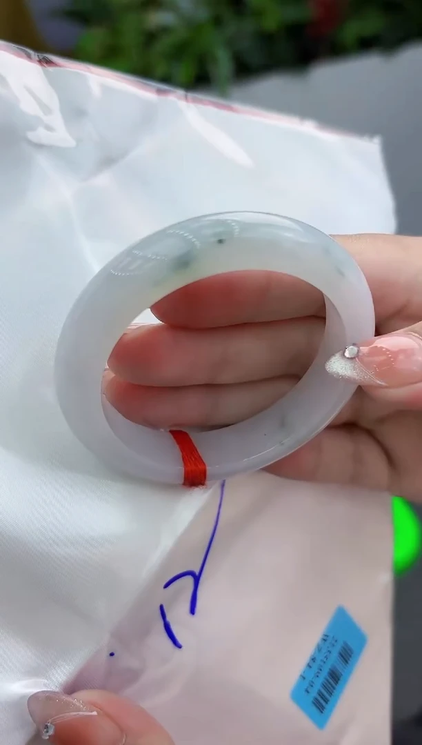 【闪购商品】翡翠手镯未镶嵌翡翠手镯