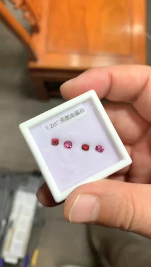 裸石尖晶石1.2ct 20