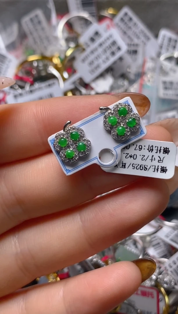 银S925镶嵌戒指翡翠百内无证书