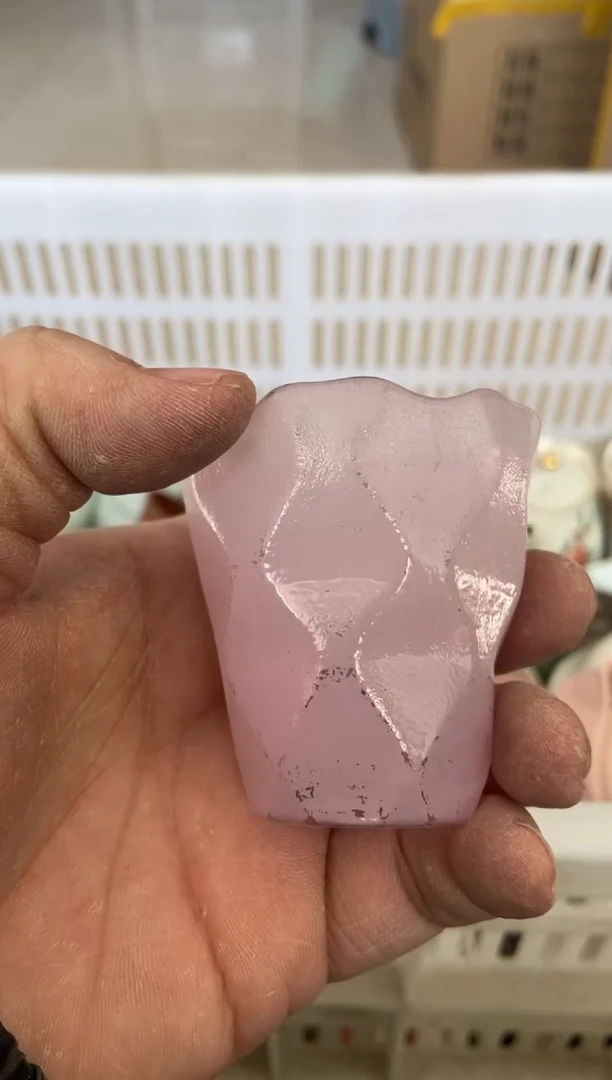 杯无运费险有瑕疵的摄影的产品有使用过的痕迹有点脏介意勿拍