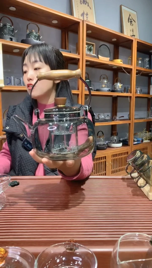 一品古韵烟灰色的四代茶壶