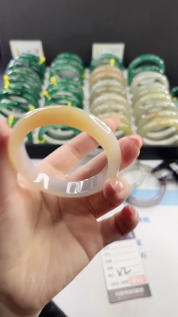 未镶嵌手镯石英质玉多样性发货V2